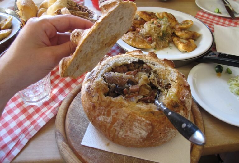 Bigos in bread - My Travel Bag